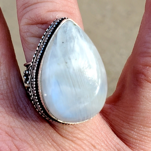 New Amazing Rainbow Moonstone 925 Silver Ring. - Picture 4 of 10